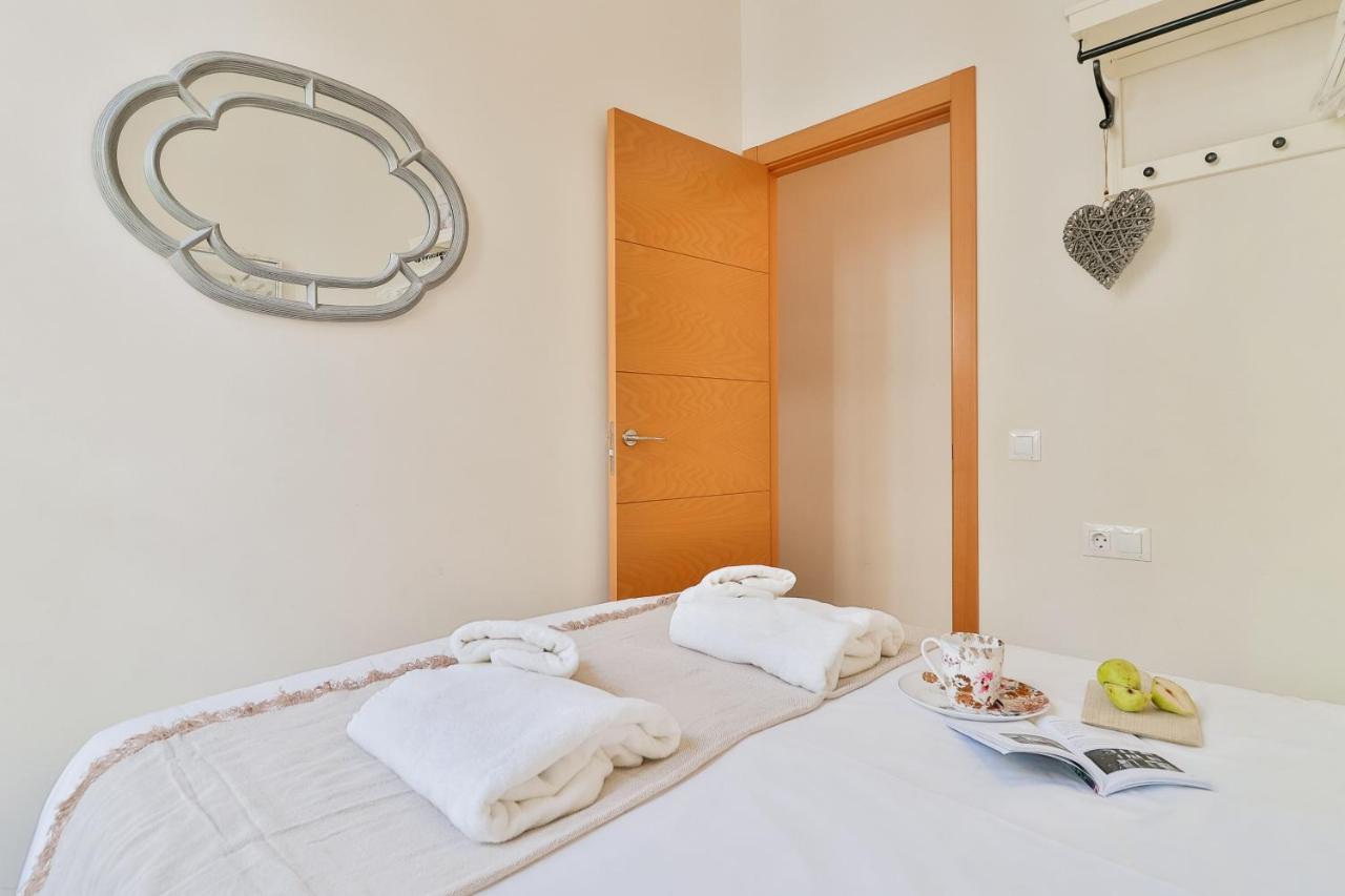 Flat 2 Bedrooms In The City Center มาลากา ภายนอก รูปภาพ